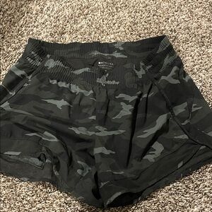 Athleta Women's Black Camo Athletic Shorts